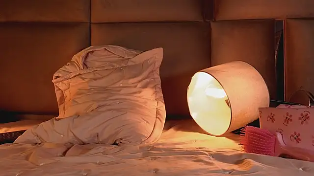 angelinepossy live sex cam