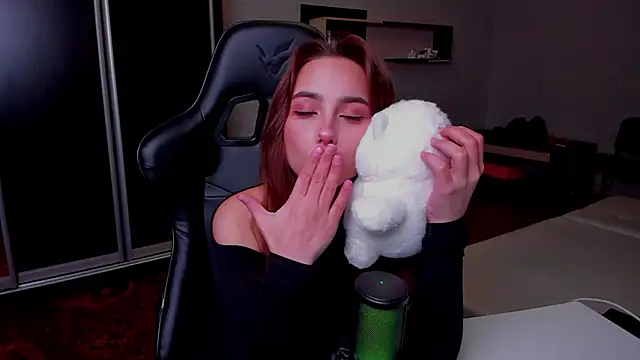 SilverDream's cam snapshot