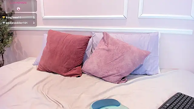 Lucy_Canel's cam snapshot