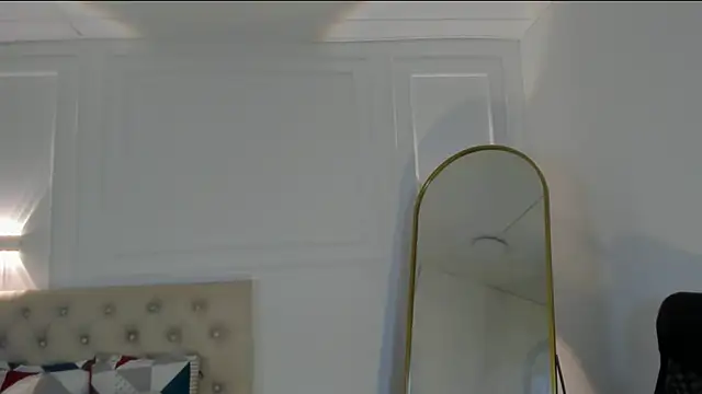 nicolvibes_212's cam snapshot