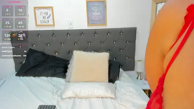 Eva_Forbs10's cam snapshot