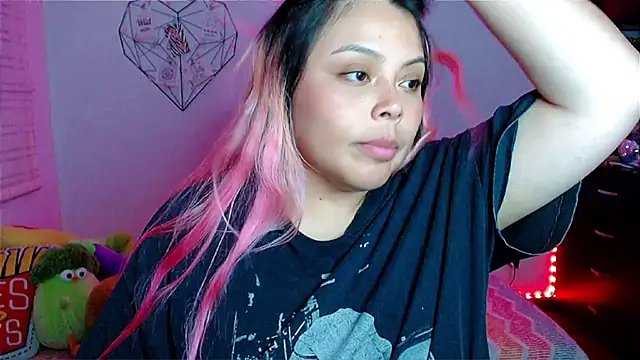 EllieMoonX's cam snapshot