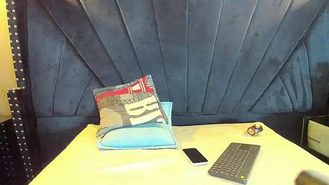 Xanderr_owen2 live sex cam