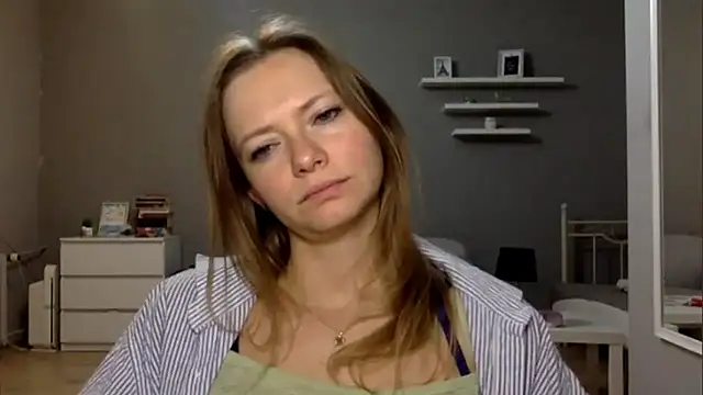 MillieShow's cam snapshot