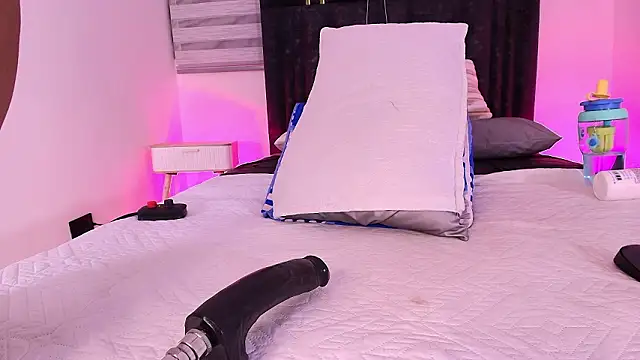 lay_navas's cam snapshot