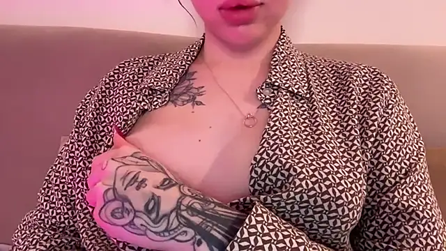 AlmaryKim live sex cam