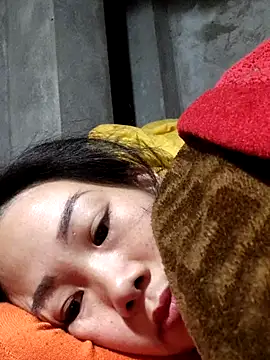 gio-thu's cam snapshot