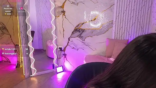 Ninna_tay live sex cam