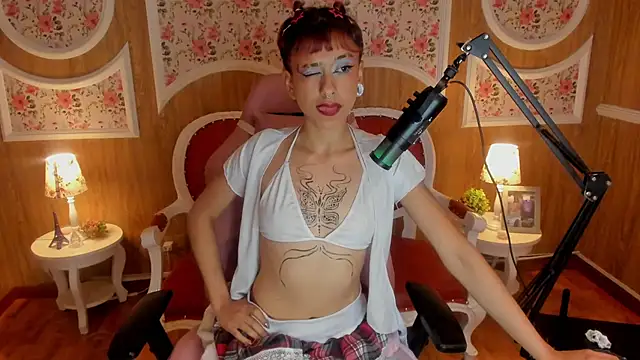 sweetkinkykloe's cam snapshot