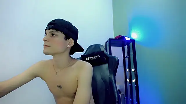 dilan_hott_'s cam snapshot