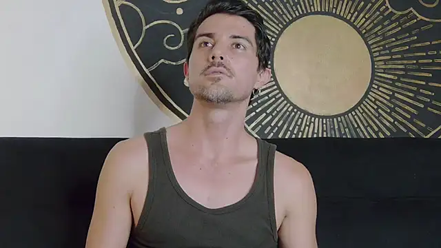 Adam_MillanFF live sex cam