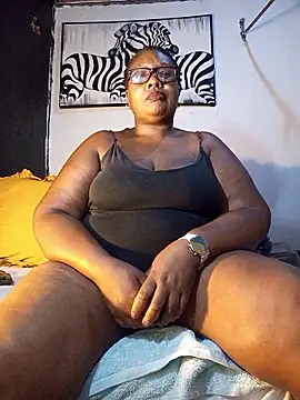 YELLOW_BONE's cam snapshot