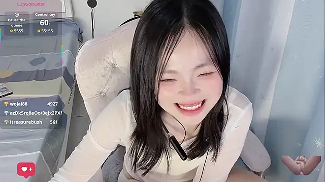 Lena-yyds's cam snapshot