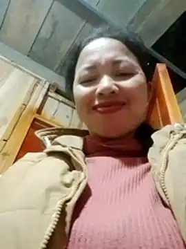 TRIEUTRIEU20's cam snapshot