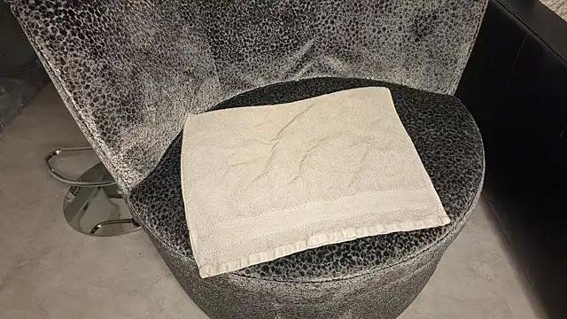 Black_Nikacat's cam snapshot