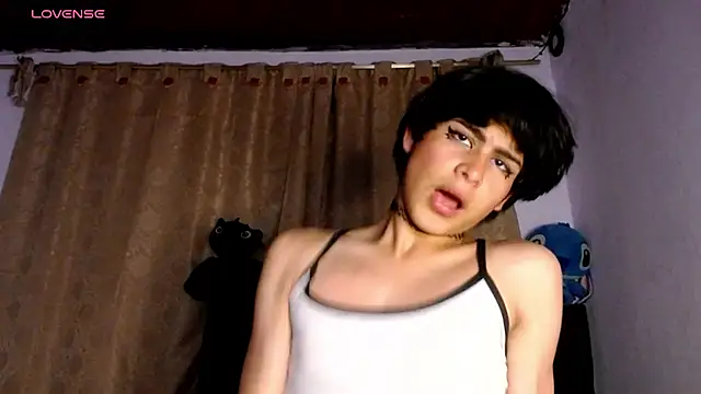 DaraKat18 live sex cam