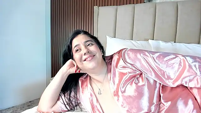 _Cris_Spicy_'s cam snapshot