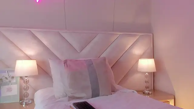 angie__x's cam snapshot