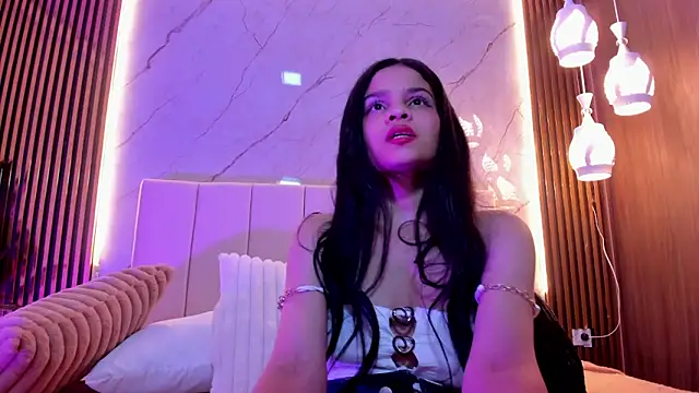 Mia_Galvez_'s cam snapshot