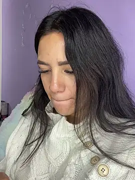 Marianahb-e's cam snapshot