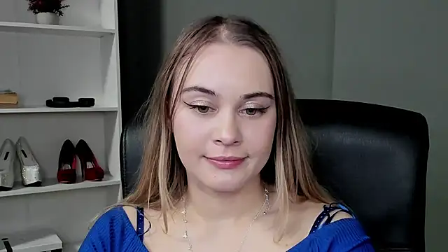 kitty_valeria's cam snapshot