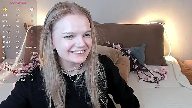 MicheleHonas's cam snapshot