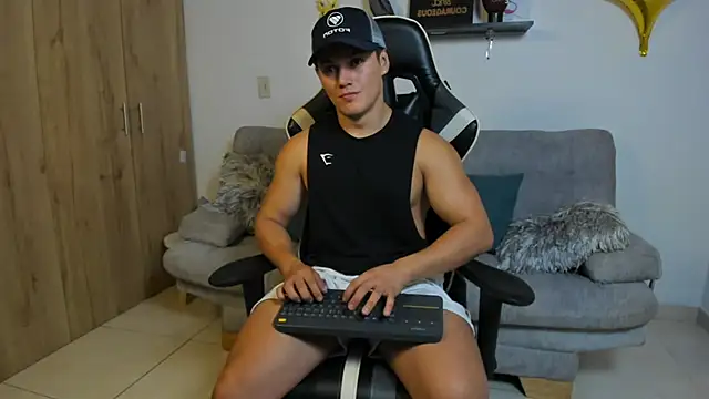 julian_wallace live sex cam