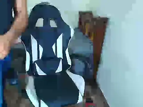 max_love255's cam snapshot