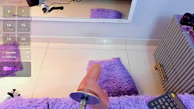 Mia_Valentine_'s cam snapshot