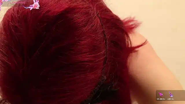 MelanieFrancaise's cam snapshot