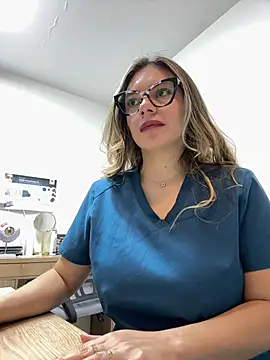 alicee16 live sex cam