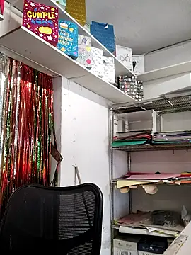 Mia_Novikov's cam snapshot