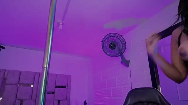 BonnieAnderson_'s cam snapshot