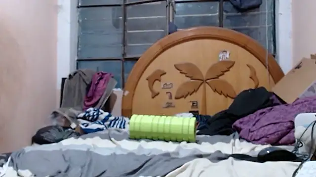 nakedlima live sex cam