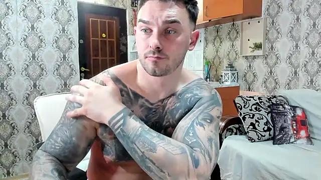 Jonmusclemaster live sex cam