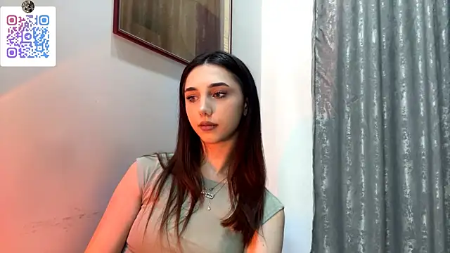 LinaMour's cam snapshot