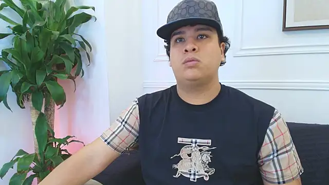 Naim_Bennetsex's cam snapshot