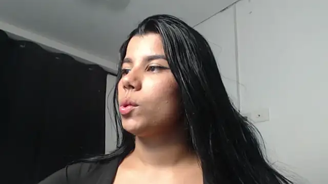 AlejandraScott live sex cam