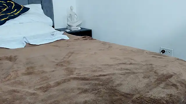 RedNDizzy live sex cam