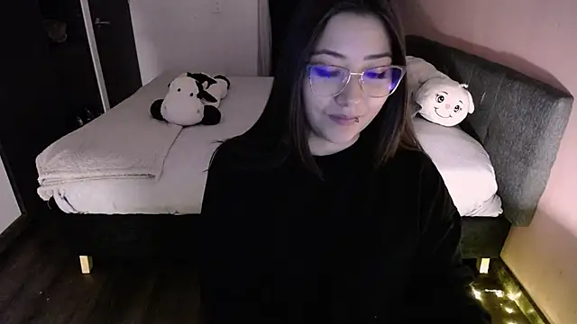 Mia_1120's cam snapshot