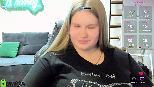 SnowQueen02's cam snapshot