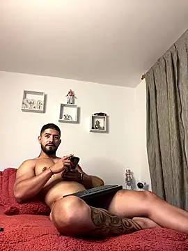 Ezzio_Scolaro's cam snapshot