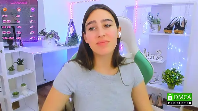 _Eliizabeth_'s cam snapshot