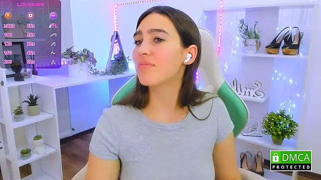 _Eliizabeth_'s cam snapshot