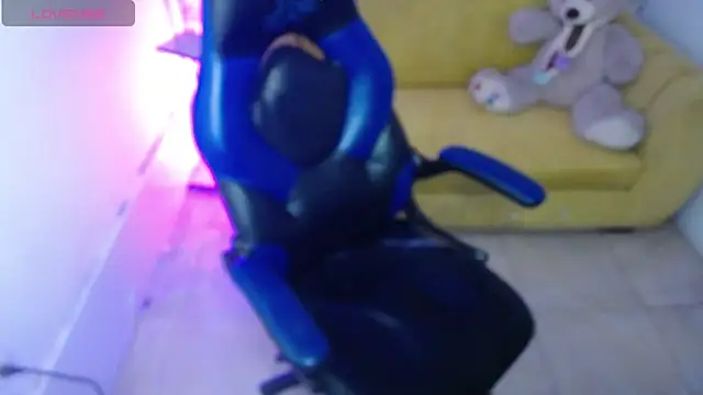 Aylanny_m's cam snapshot