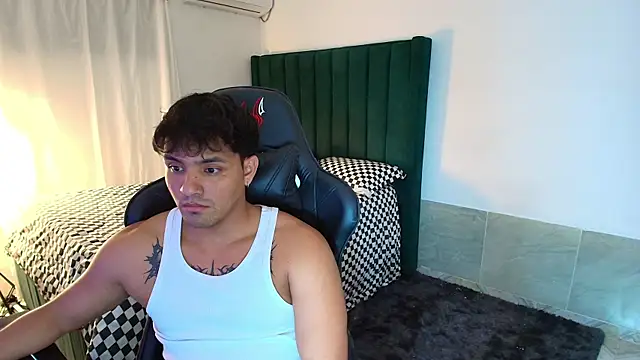 man_dur07's cam snapshot