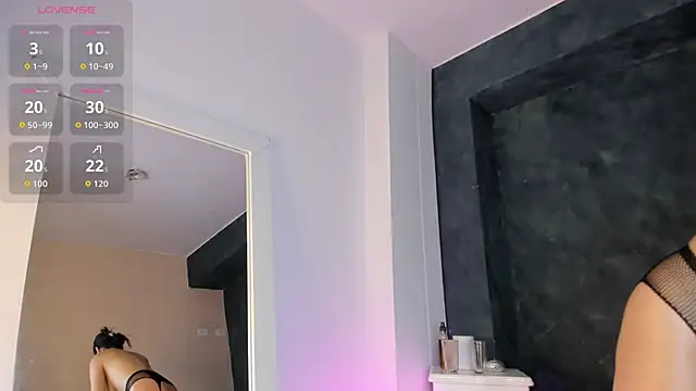 GingerMoon_'s cam snapshot