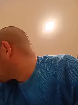 CumDumpPig83 live sex cam