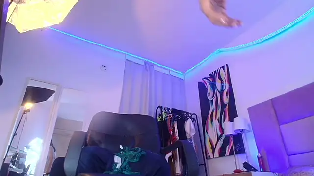 lizzy_squirt live sex cam