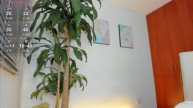 alessia1__ live sex cam